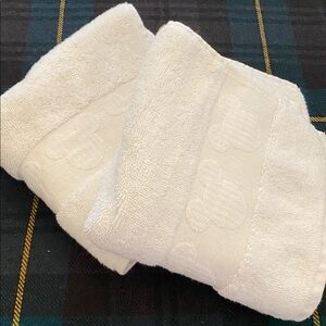 Disney Parks Authentic-Original Mickey Bathroom Handtowel